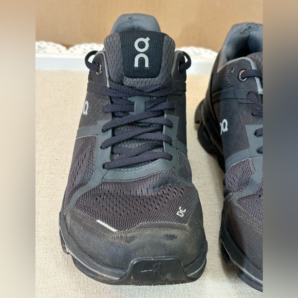 Cloudace Woman’s Running Shoes.Swiss Engineering. Low Top . Woman’s Size 8.5 - Picture 2 of 14